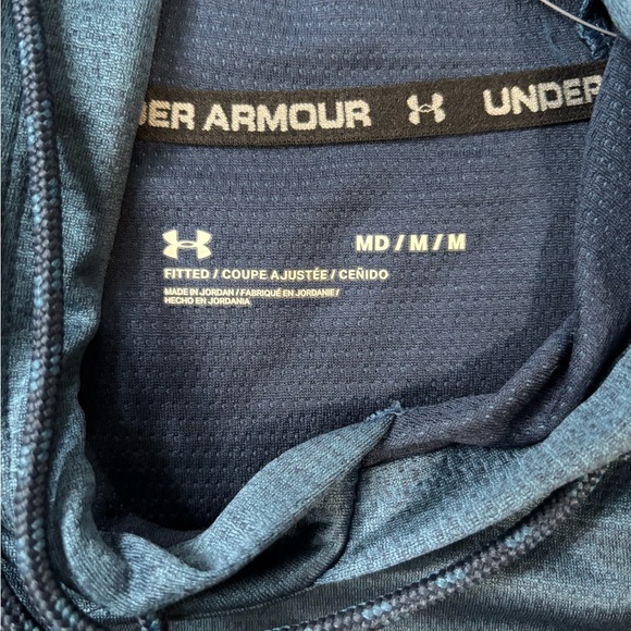 NWT Under Armour Mens Hoodie M Fitted Blue Pullover Long Sleeve Athletic Tee - Picture 3 of 7